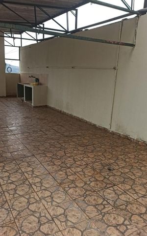 Casa à venda com 400m², 4 quartos e 4 vagas Casa à venda com 400m², 4 quartos e 4 vagasÁrea de serviço