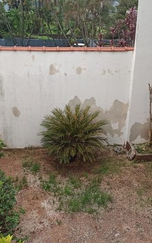 Casa à venda com 400m², 4 quartos e 4 vagas Casa à venda com 400m², 4 quartos e 4 vagasÁrea externa
