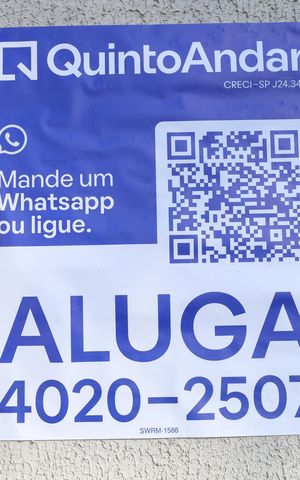 Apartamento para alugar com 41m², 1 quarto e sem vagaPlaca GRANDE instalada na fachada do condomínio, dia 18.08.2026 - Código da placa: SWRM-1586