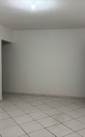 Casa à venda com 268m², 4 quartos e 2 vagas Casa à venda com 268m², 4 quartos e 2 vagasEdícula