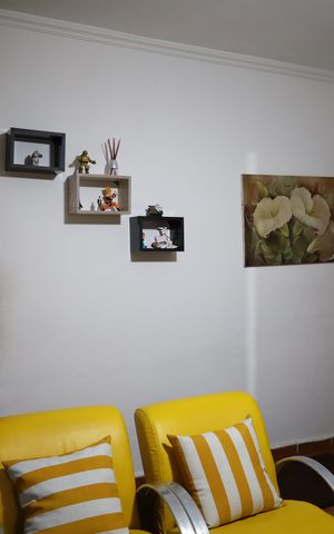 Casa à venda com 268m², 4 quartos e 2 vagasSala