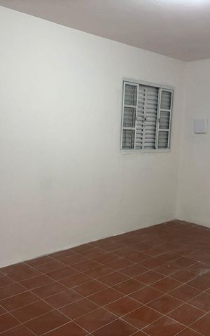 Casa à venda com 268m², 4 quartos e 2 vagas Casa à venda com 268m², 4 quartos e 2 vagasEdícula