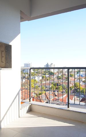 Apartamento à venda com 73m², 2 quartos e 2 vagasVaranda da Sala