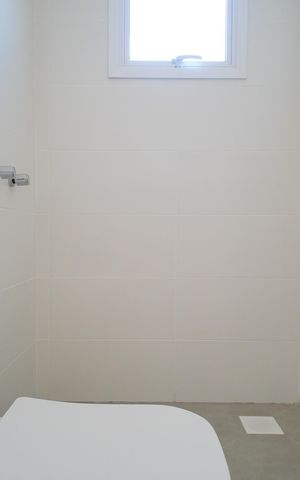 Apartamento à venda com 73m², 2 quartos e 2 vagasBanheiro da Suíte