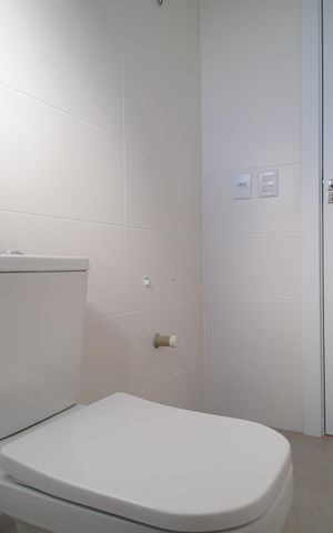Apartamento à venda com 75m², 2 quartos e 2 vagasBanheiro da Suíte