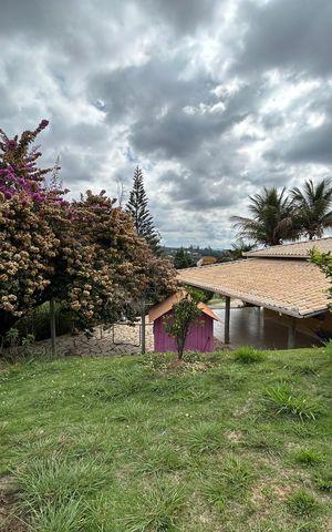 Casa de condomínio para alugar com 492m², 4 quartos e 3 vagas