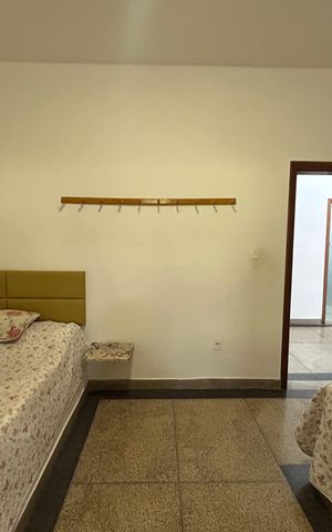 Casa de condomínio para alugar com 492m², 4 quartos e 3 vagas