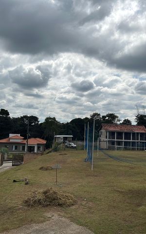 Casa de condomínio para alugar com 492m², 4 quartos e 3 vagas