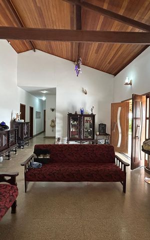 Casa de condomínio para alugar com 492m², 4 quartos e 3 vagas
