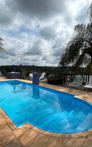 Casa de condomínio para alugar com 492m², 4 quartos e 3 vagas