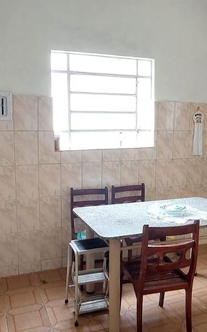 Casa à venda com 186m², 2 quartos e sem vaga Casa à venda com 186m², 2 quartos e sem vagaCozinha