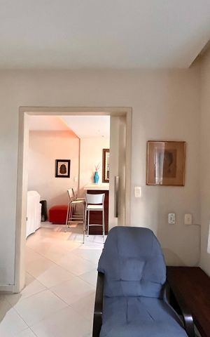 Apartamento à venda com 130m², 3 quartos e 1 vaga Apartamento à venda com 130m², 3 quartos e 1 vagaEscritório