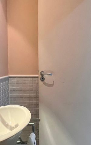 Apartamento à venda com 130m², 3 quartos e 1 vaga Apartamento à venda com 130m², 3 quartos e 1 vagaLavabo