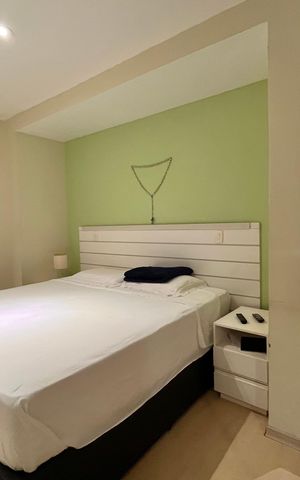 Apartamento à venda com 130m², 3 quartos e 1 vaga Apartamento à venda com 130m², 3 quartos e 1 vagaSuite