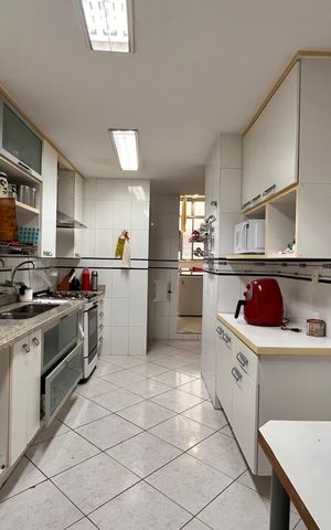 Apartamento à venda com 130m², 3 quartos e 1 vaga Apartamento à venda com 130m², 3 quartos e 1 vagaCozinha