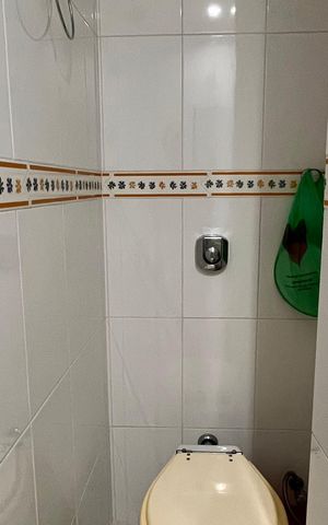 Apartamento à venda com 130m², 3 quartos e 1 vaga Apartamento à venda com 130m², 3 quartos e 1 vagaBanheiro de serviço