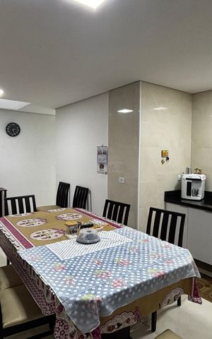 Casa à venda com 240m², 2 quartos e 2 vagas Casa à venda com 240m², 2 quartos e 2 vagasSala de Jantar - Cozinha