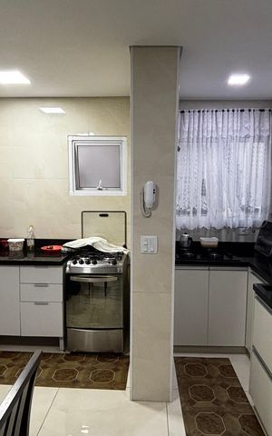 Casa à venda com 240m², 2 quartos e 2 vagas Casa à venda com 240m², 2 quartos e 2 vagasSala de Jantar - Cozinha