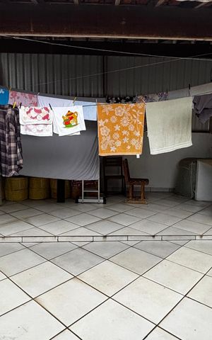 Casa à venda com 240m², 2 quartos e 2 vagas Casa à venda com 240m², 2 quartos e 2 vagasÁrea de Serviço