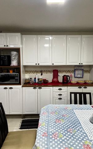 Casa à venda com 240m², 2 quartos e 2 vagas Casa à venda com 240m², 2 quartos e 2 vagasSala de Jantar - Cozinha