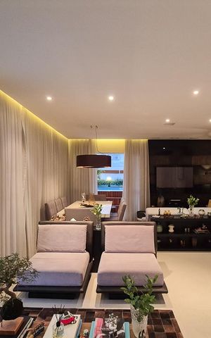 Apartamento à venda com 198m², 3 quartos e 3 vagas Apartamento à venda com 198m², 3 quartos e 3 vagasSala