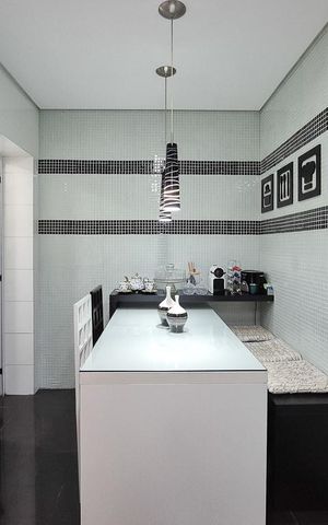 Apartamento à venda com 198m², 3 quartos e 3 vagas Apartamento à venda com 198m², 3 quartos e 3 vagasCozinha