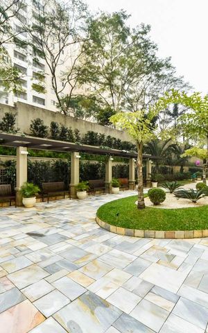 Apartamento à venda com 198m², 3 quartos e 3 vagas Apartamento à venda com 198m², 3 quartos e 3 vagasÁrea comum