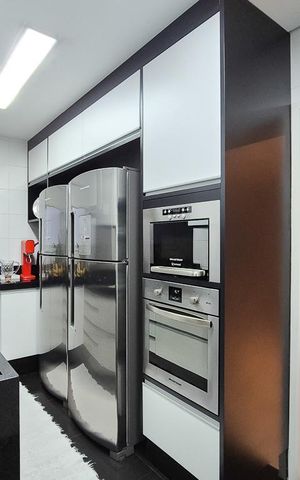 Apartamento à venda com 198m², 3 quartos e 3 vagas Apartamento à venda com 198m², 3 quartos e 3 vagasCozinha