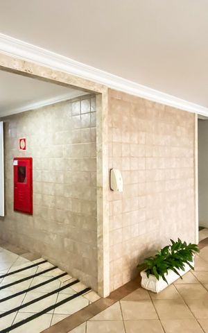 Apartamento à venda com 70m², 3 quartos e 1 vaga Apartamento à venda com 70m², 3 quartos e 1 vagaÁrea comum