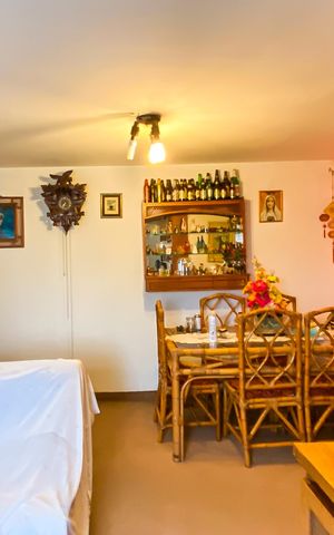 Apartamento à venda com 70m², 3 quartos e 1 vaga Apartamento à venda com 70m², 3 quartos e 1 vagaSala