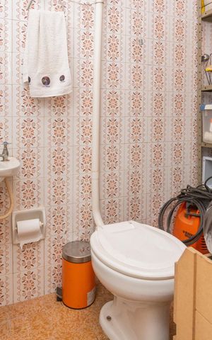 Casa à venda com 168m², 3 quartos e 2 vagasBanheiro de serviço