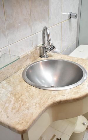 Casa à venda com 150m², 3 quartos e 2 vagasBanheiro
