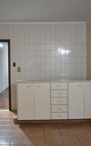 Casa à venda com 150m², 3 quartos e 2 vagasCozinha