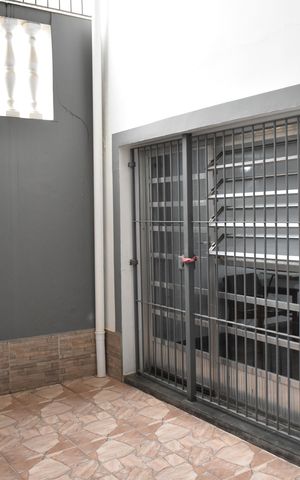 Casa à venda com 150m², 3 quartos e 2 vagasQuintal