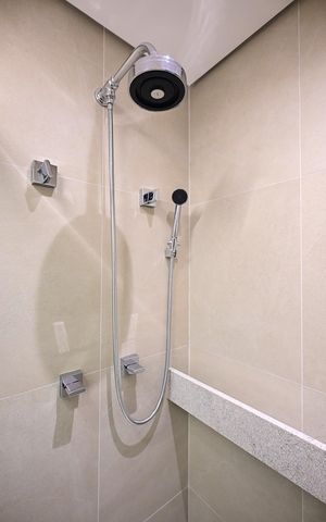 Apartamento à venda com 186m², 3 quartos e 3 vagasBanheiro Suíte 1