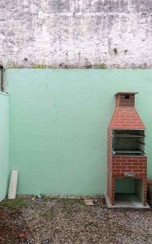 Casa à venda com 100m², 2 quartos e 2 vagas Casa à venda com 100m², 2 quartos e 2 vagasChurrasqueira
