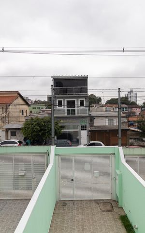 Casa à venda com 100m², 2 quartos e 2 vagas Casa à venda com 100m², 2 quartos e 2 vagasVista Sacada Suíte 2