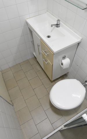 Apartamento para alugar com 100m², 3 quartos e 2 vagasBanheiro da Suíte