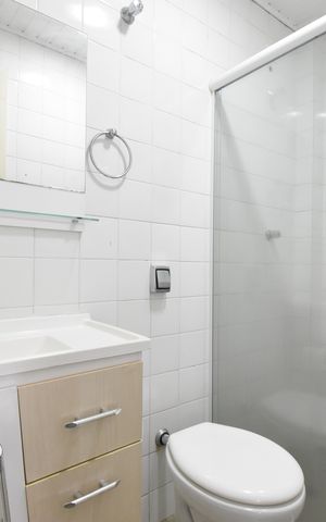 Apartamento para alugar com 100m², 3 quartos e 2 vagasBanheiro da Suíte