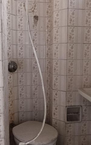 Apartamento à venda com 80m², 2 quartos e sem vaga Apartamento à venda com 80m², 2 quartos e sem vagaBanheiro