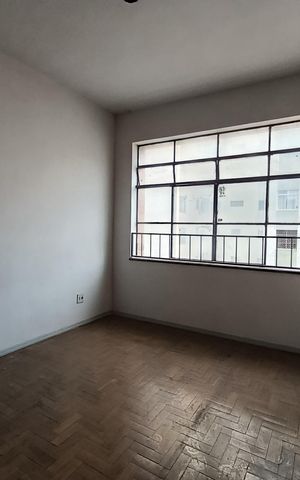 Apartamento à venda com 80m², 2 quartos e sem vaga Apartamento à venda com 80m², 2 quartos e sem vagaSala