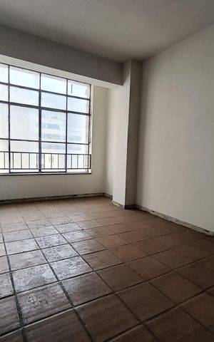 Apartamento à venda com 80m², 2 quartos e sem vaga Apartamento à venda com 80m², 2 quartos e sem vagaSala