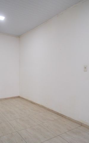 Casa à venda com 80m², 2 quartos e 1 vagaSala