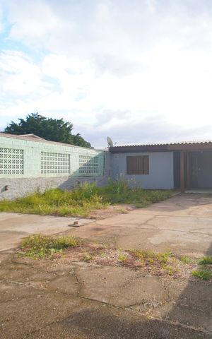Casa à venda com 80m², 2 quartos e 1 vagaQuintal