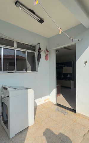 Casa para alugar com 100m², 3 quartos e 3 vagas Casa para alugar com 100m², 3 quartos e 3 vagasÁrea de Serviço 2