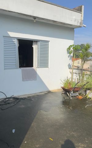 Casa para alugar com 100m², 3 quartos e 3 vagas Casa para alugar com 100m², 3 quartos e 3 vagasSacada