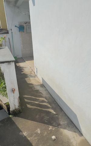 Casa para alugar com 100m², 3 quartos e 3 vagas Casa para alugar com 100m², 3 quartos e 3 vagasEscada externa