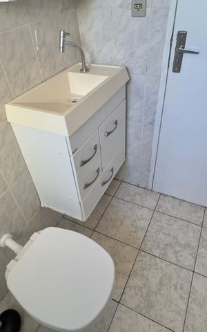Casa para alugar com 100m², 3 quartos e 3 vagas Casa para alugar com 100m², 3 quartos e 3 vagasBanheiro 1
