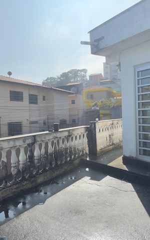 Casa para alugar com 100m², 3 quartos e 3 vagas Casa para alugar com 100m², 3 quartos e 3 vagasSacada