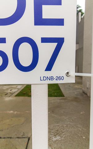 Studio à venda com 20m², 1 quarto e sem vaga Studio à venda com 20m², 1 quarto e sem vagaPlaca